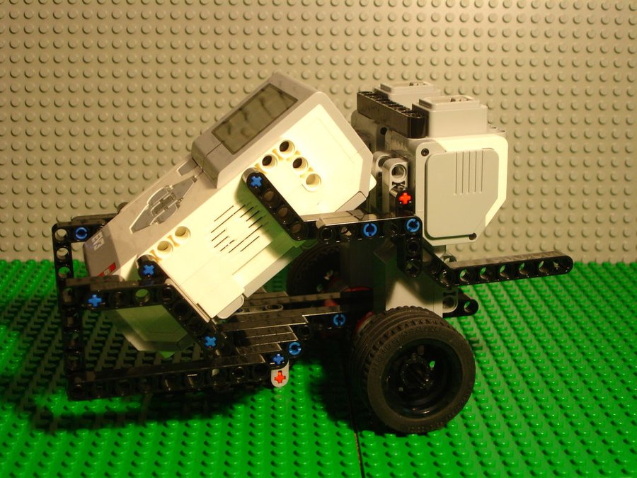 15 Amazing Lego Builds for the Young Engineer - Colour My Learning
